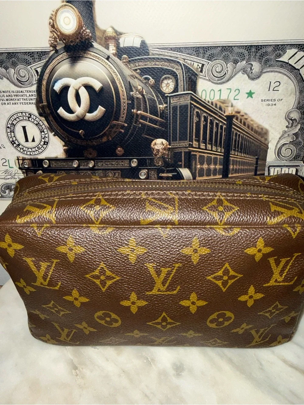 Vintage Louis Vuitton Monogram Trousse Toilette 28 Cosmetic Bag Clutch 🤎